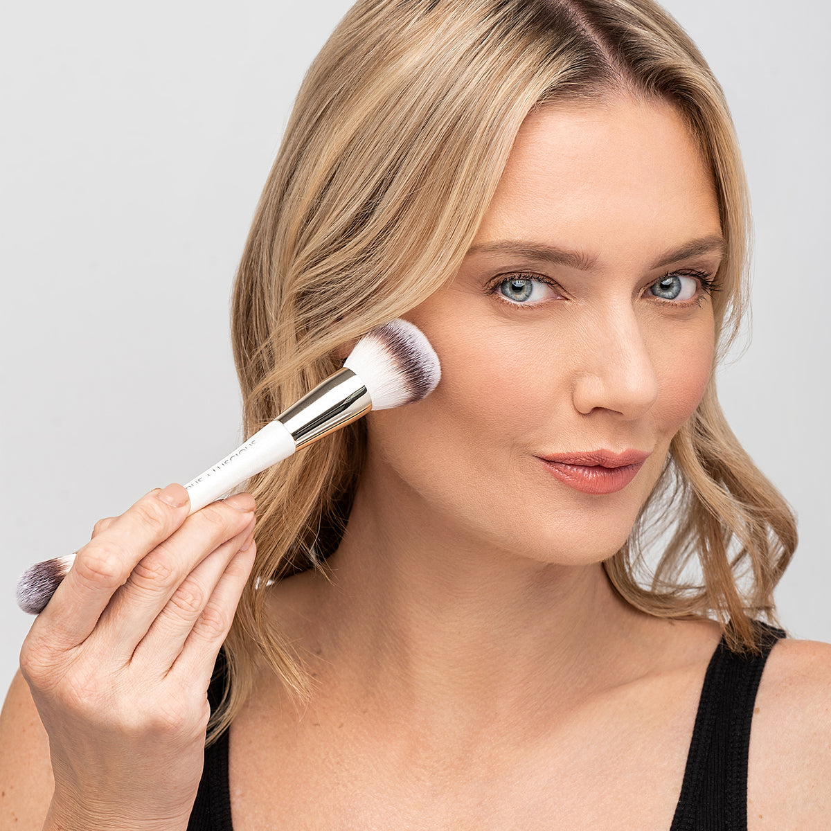 Dualended Bronze, Blush & Glow Brush True + Luscious